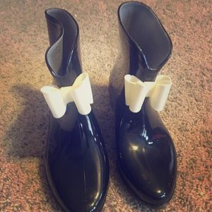 Black rain boots